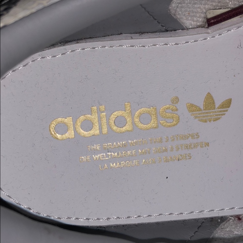 Custom design Adidas shoes - Picture 4 of 4